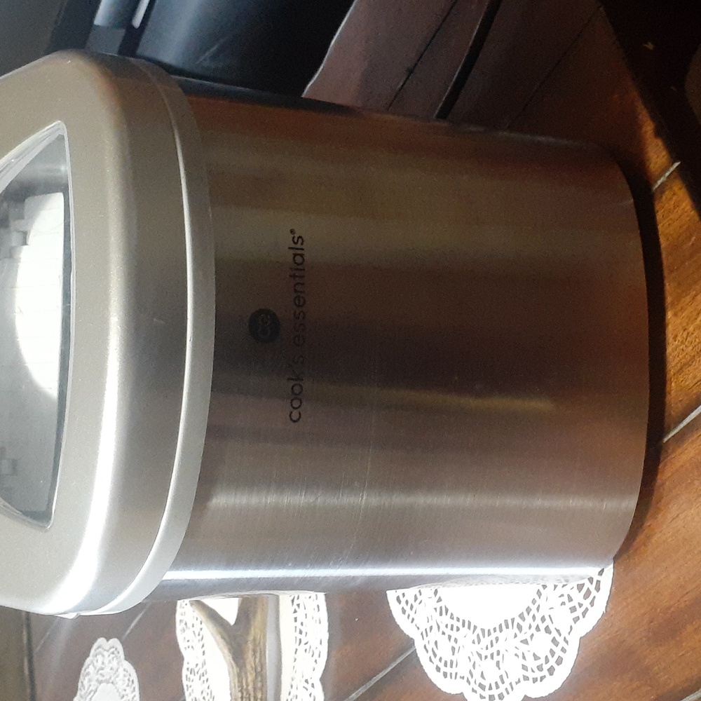 Cooks Essentials Portable Ice Maker - Picture 2 of 8